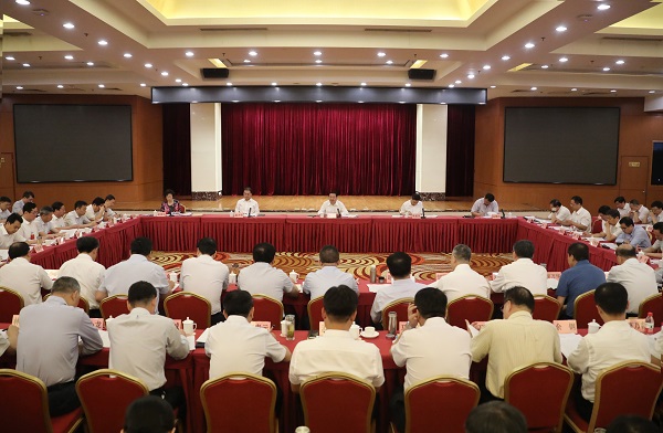 國務(wù)院國資委召開地方國資委負(fù)責(zé)人座談會(huì) 加快構(gòu)建國資監(jiān)管大格局 堅(jiān)定不移搞好國有企業(yè)壯大國有經(jīng)濟(jì) 