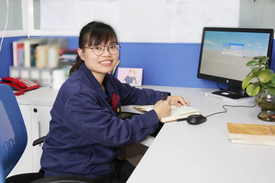 【兵裝青年標(biāo)兵⑥】紅宇精工黃麗玲：技術(shù)“大拿” 科研“擔(dān)當(dāng)”