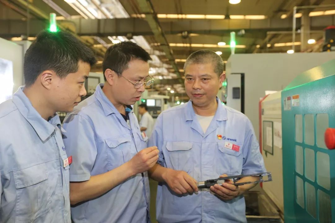 【打贏百日攻堅(jiān)戰(zhàn)&lt;14&gt;】又整合又發(fā)展，看建設(shè)工業(yè)怎么干！