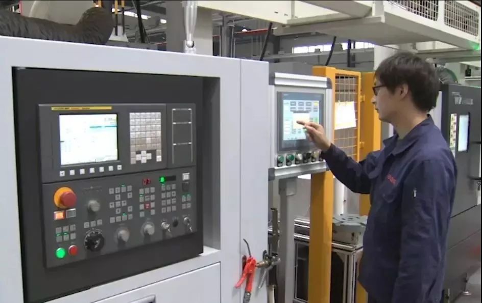 被央視“發(fā)現(xiàn)”了！紅宇精工登上央視發(fā)現(xiàn)之旅頻道《紀(jì)錄東方》欄目