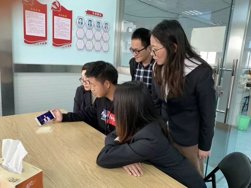 “兵裝心青年”熱議習(xí)總書記對青年的寄語