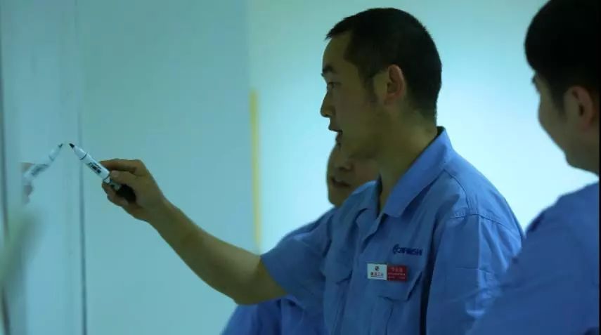 【兵裝青年標(biāo)兵②】建設(shè)工業(yè):“熊孩子”的名品設(shè)計(jì)夢(mèng)