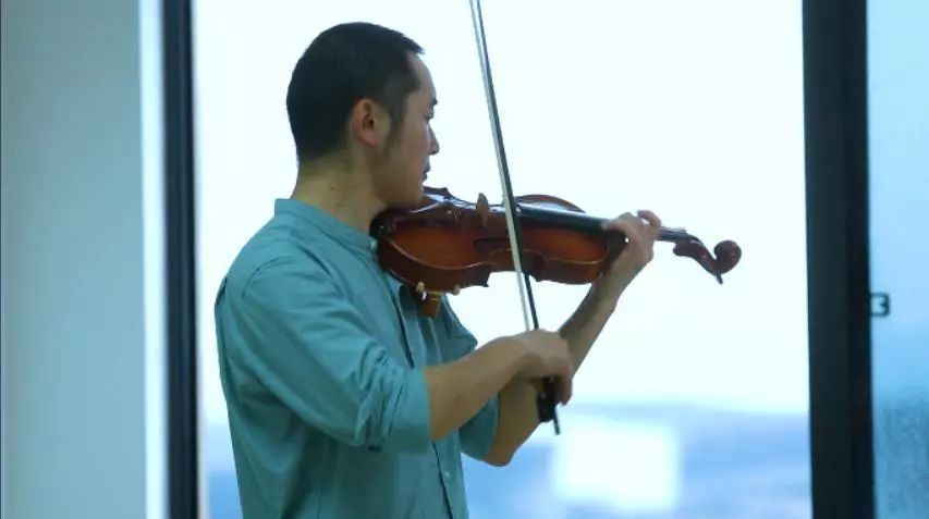 【兵裝青年標(biāo)兵②】建設(shè)工業(yè):“熊孩子”的名品設(shè)計(jì)夢(mèng)