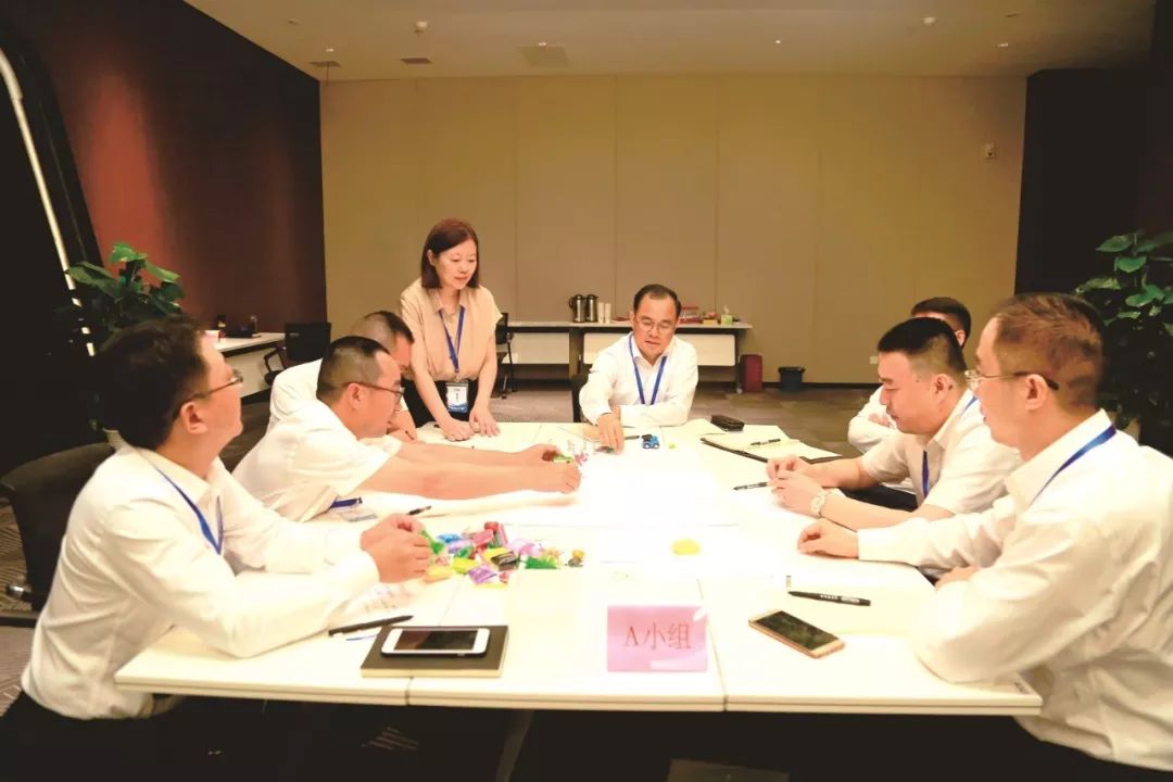 【不忘初心、牢記使命&lt;38&gt;】聚焦8個(gè)方面突出問(wèn)題 打響專項(xiàng)整治殲滅戰(zhàn)——兵裝集團(tuán)一體推進(jìn)調(diào)查研究、檢視問(wèn)題、整改落實(shí)