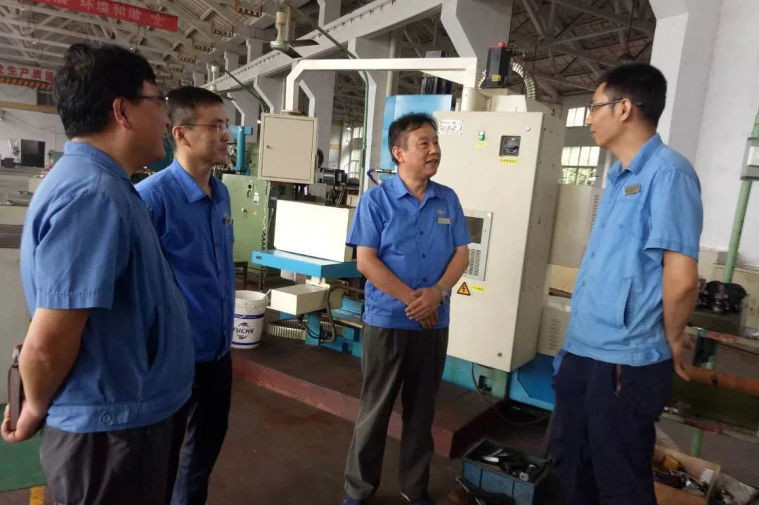 華南光電:打通黨建工作與生產(chǎn)經(jīng)營(yíng)“任督二脈”【堡壘行動(dòng)·融入中心<1>】