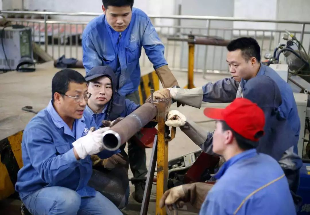 沖刺收官中的“急先鋒”【堡壘行動·黨員風(fēng)采】