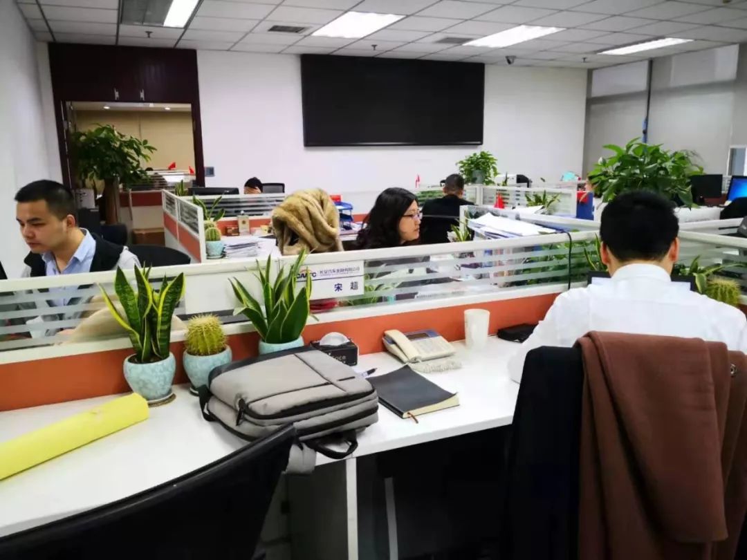 沖刺收官中的“急先鋒”【堡壘行動·黨員風(fēng)采】